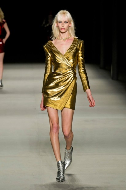 desfile-saint-laurent-verao-2014-038