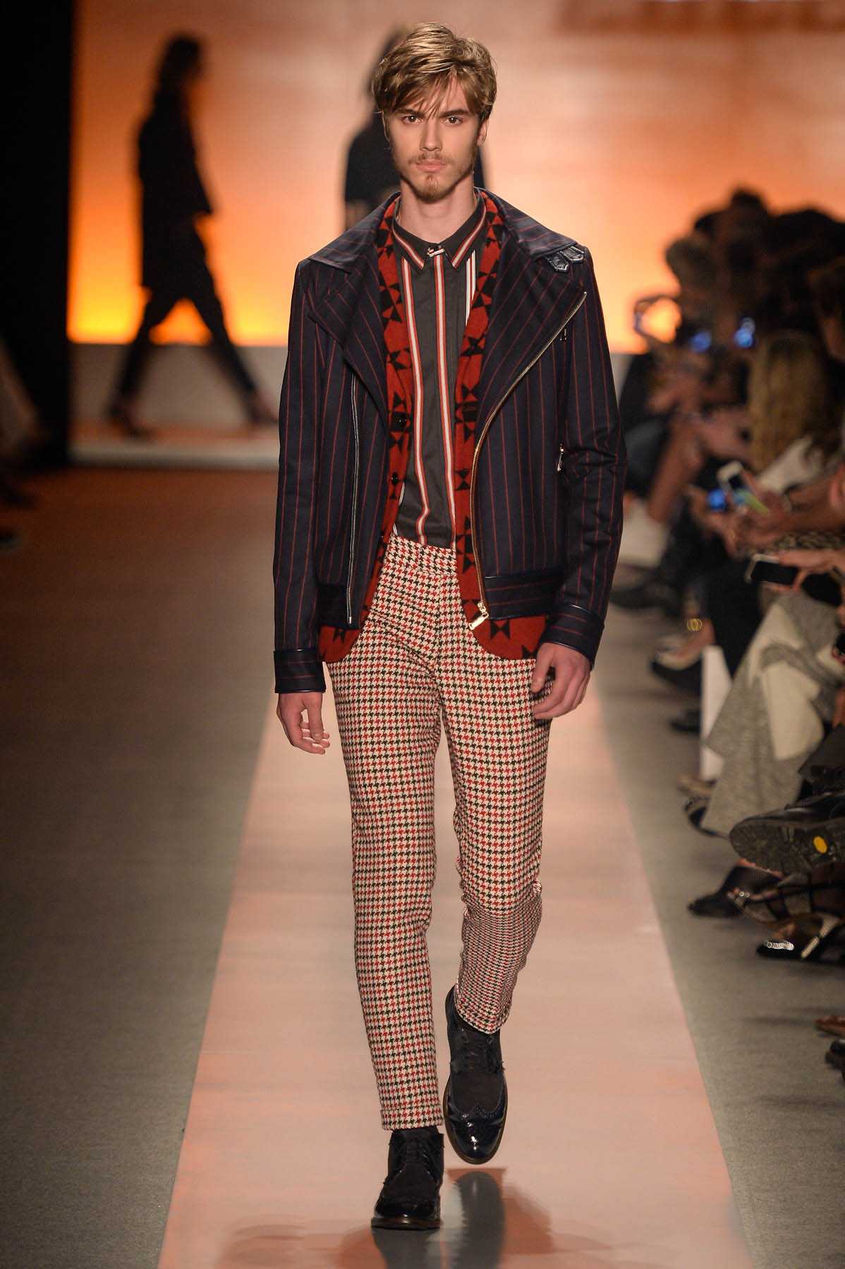 desfile-colcci-spfw-inv2014-41