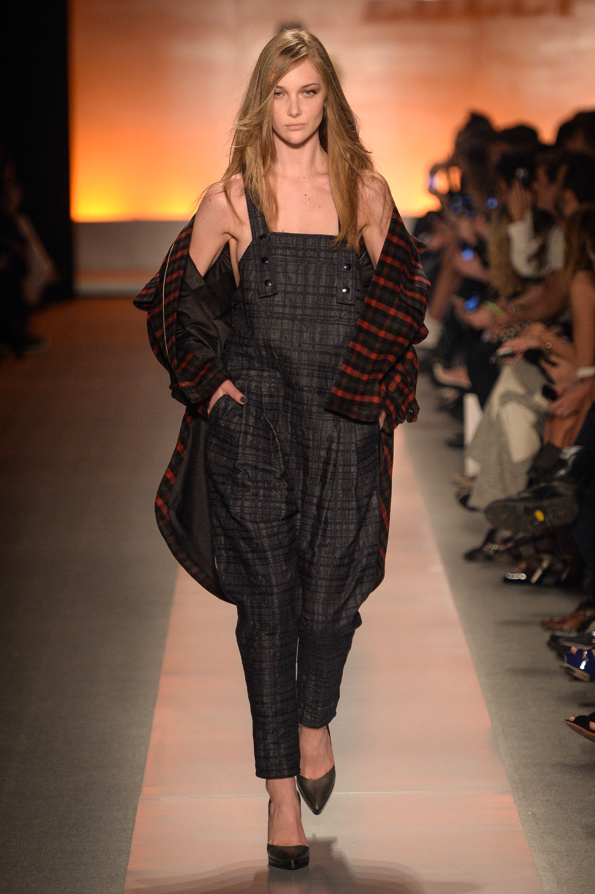 desfile-colcci-spfw-inv2014-43