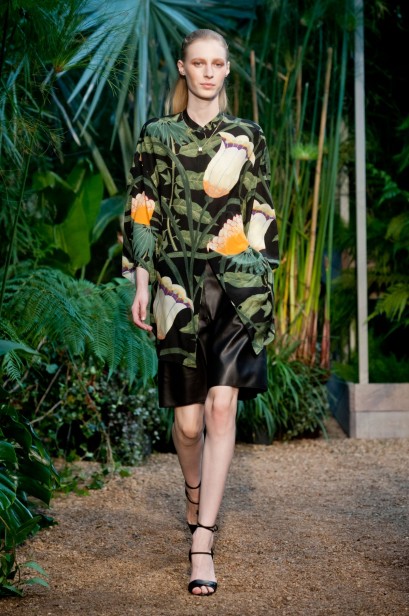 desfile-hermes-verao-2014-008