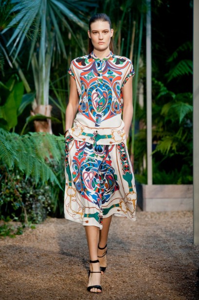 desfile-hermes-verao-2014-018