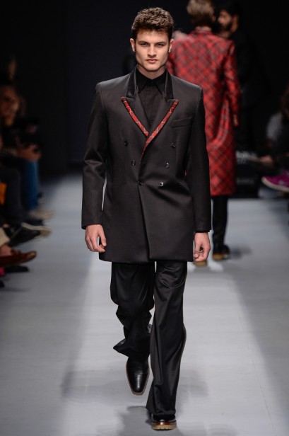 desfile-joaopimenta-spfw-inv2014-17