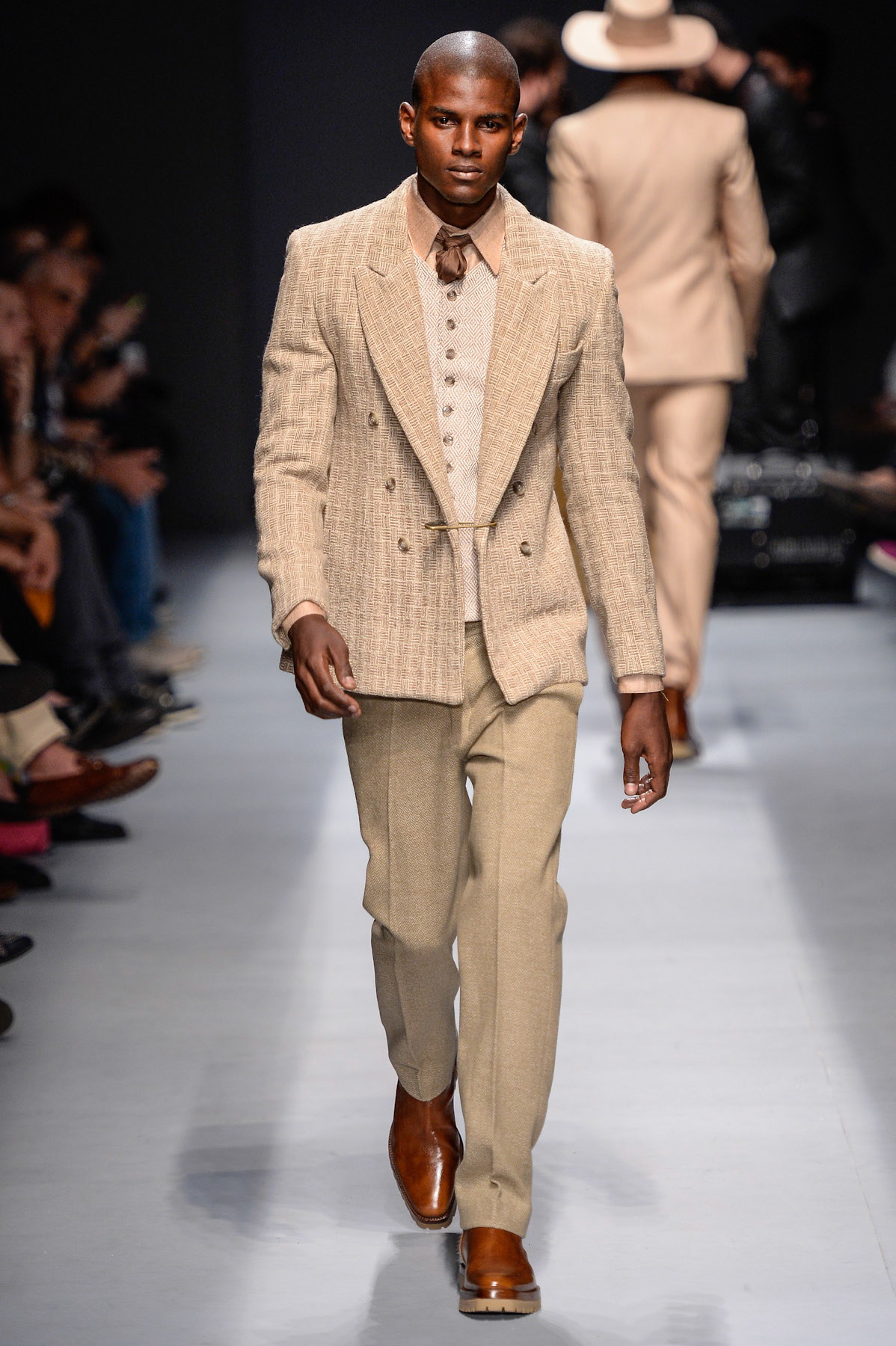 desfile-joaopimenta-spfw-inv2014-21