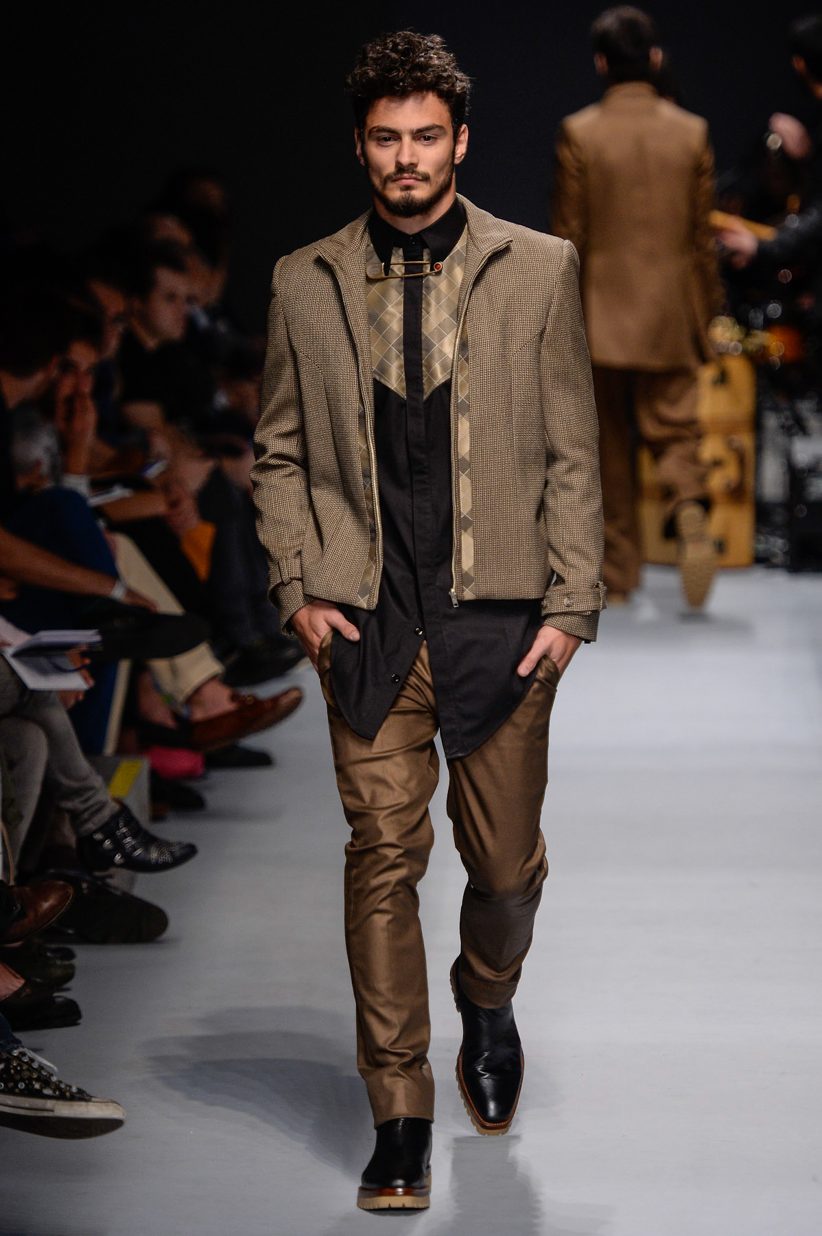 desfile-joaopimenta-spfw-inv2014-27