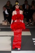 desfile-mcqueen-verao-2014-032