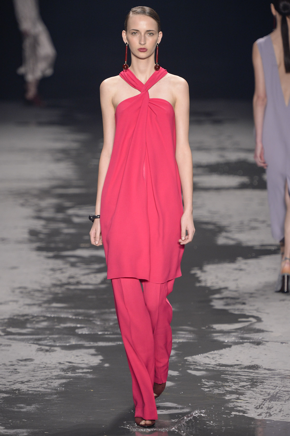 desfile-andreamarques-fashionrio-inv2014-07