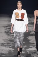 desfile-andreamarques-fashionrio-inv2014-16