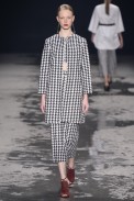 desfile-andreamarques-fashionrio-inv2014-17