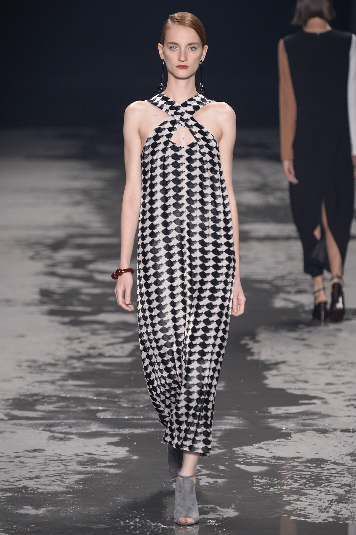 desfile-andreamarques-fashionrio-inv2014-19