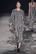 desfile-andreamarques-fashionrio-inv2014-20