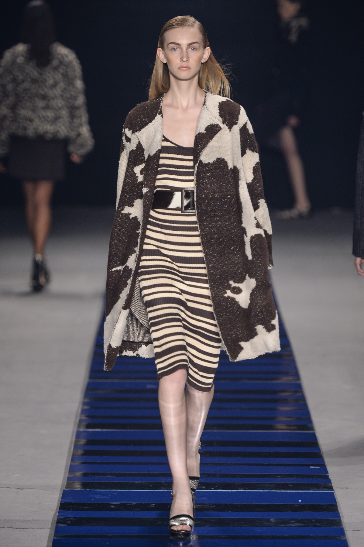desfile-coven-fashionrio-inv2014-21