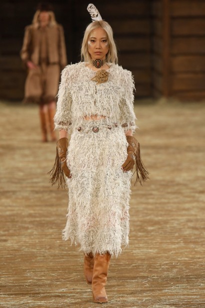 chanel-pre-fall-2014-11