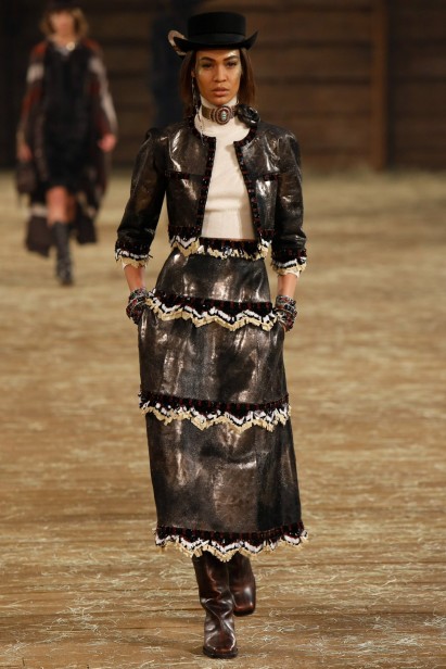 chanel-pre-fall-2014-18