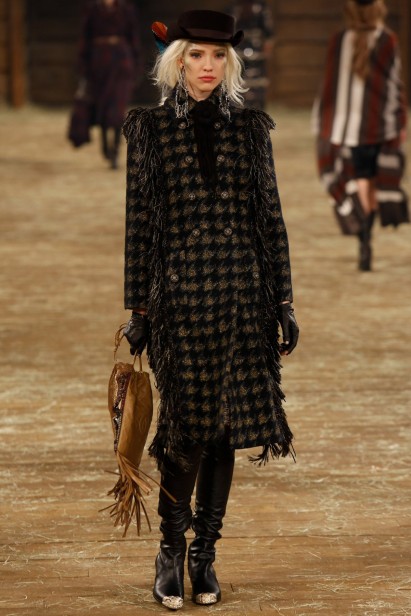 chanel-pre-fall-2014-21