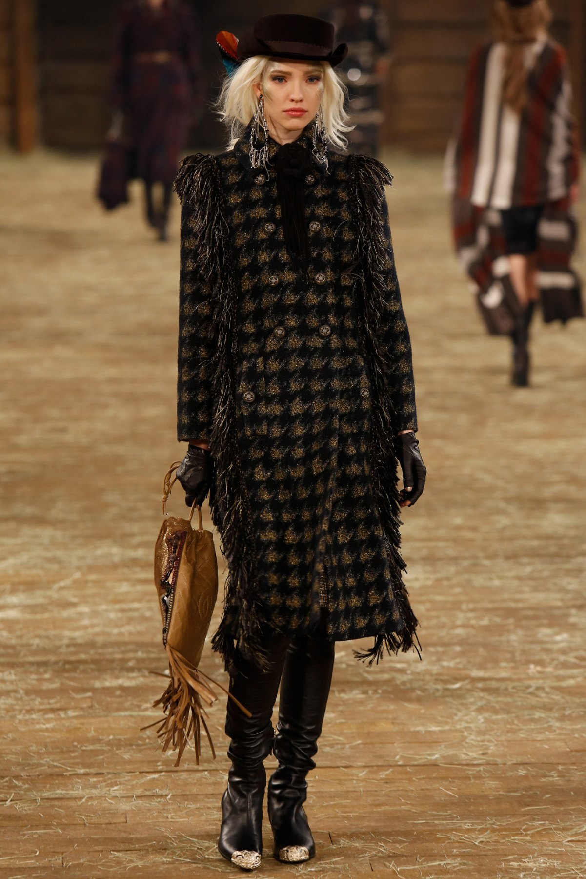 chanel-pre-fall-2014-21