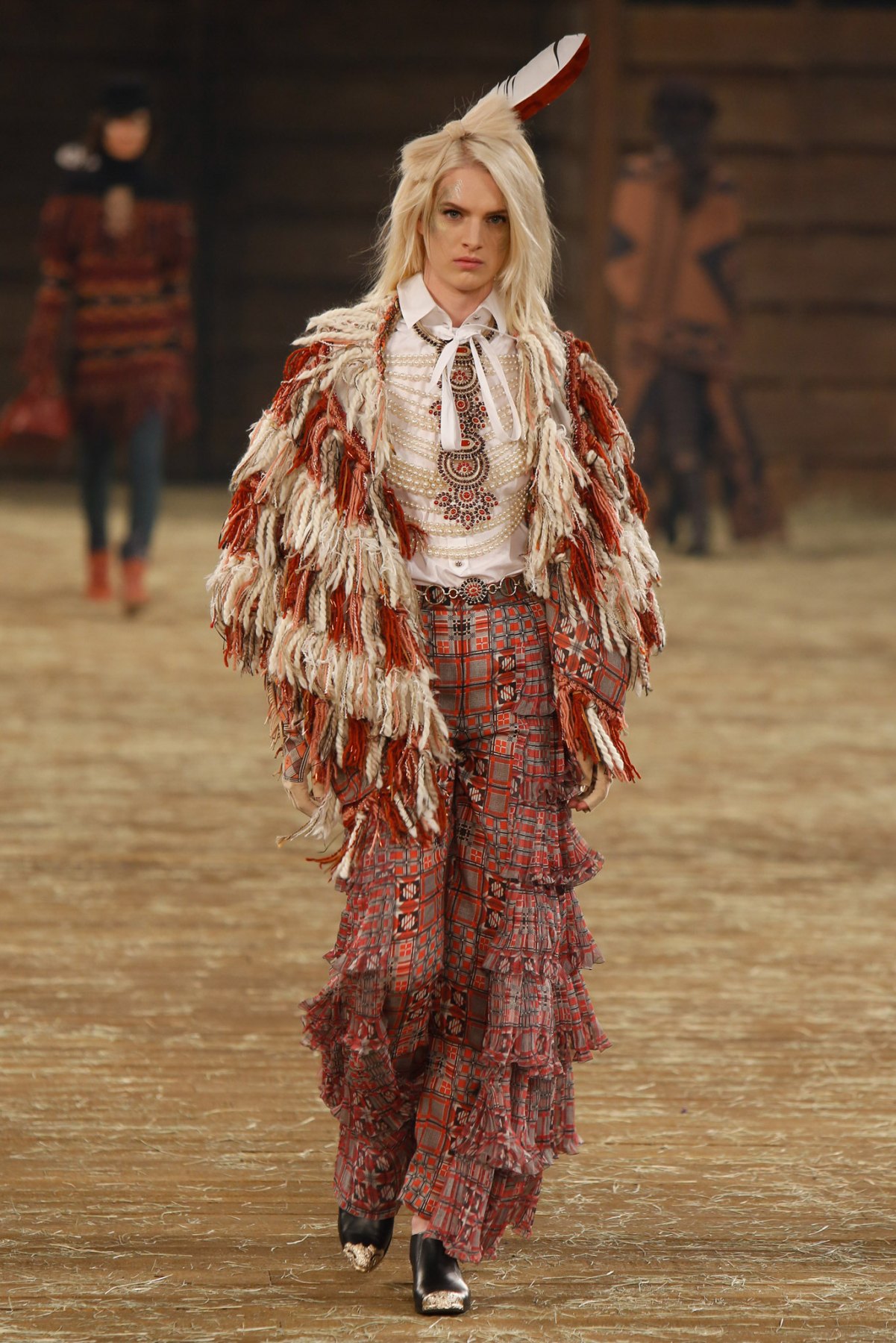 chanel-pre-fall-2014-50