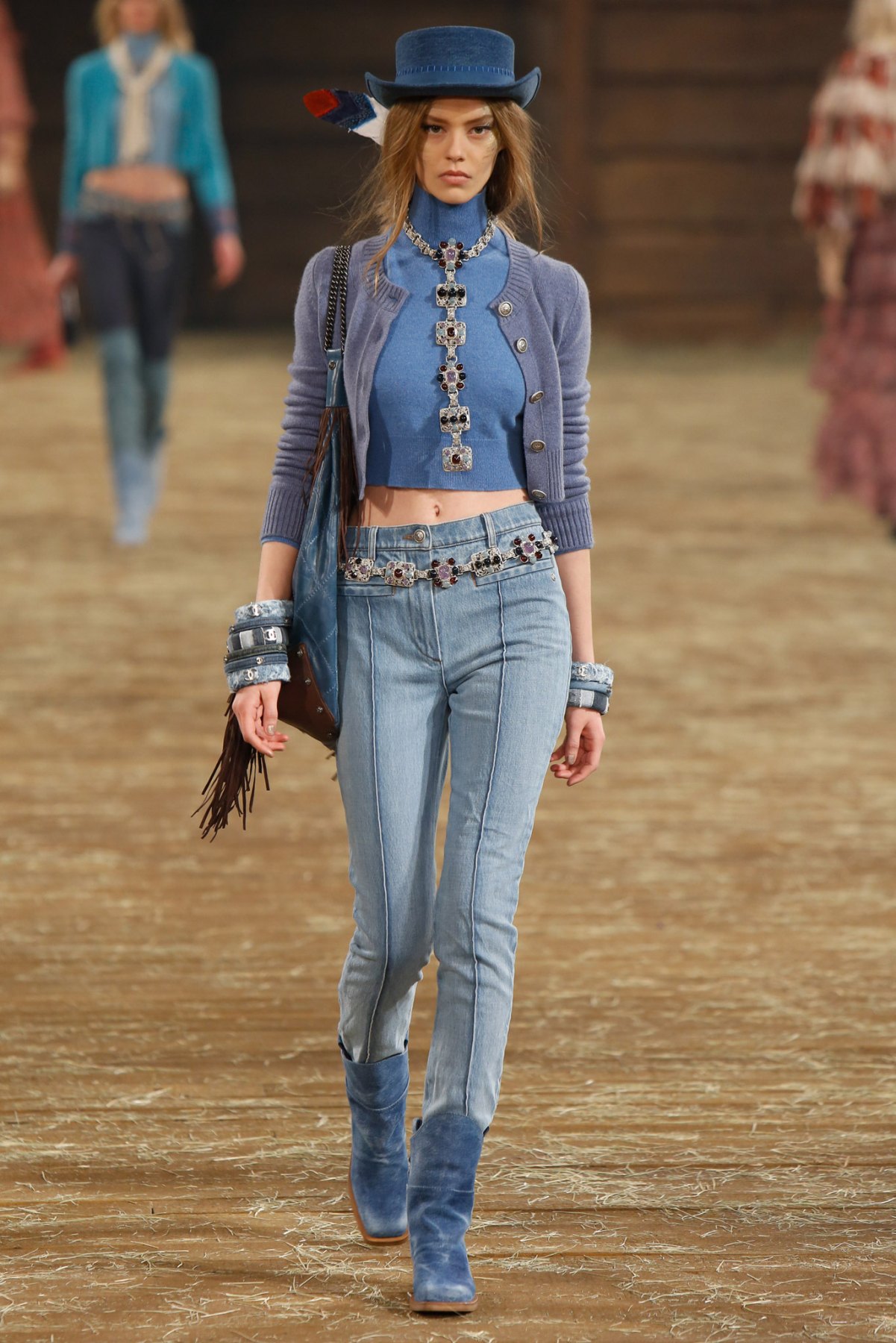 chanel-pre-fall-2014-52