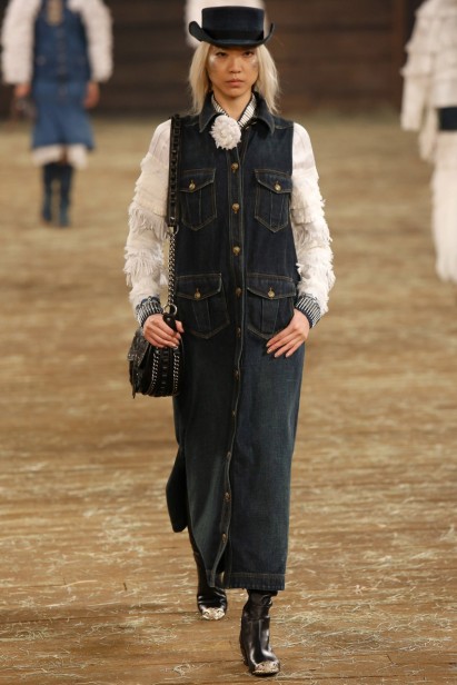 chanel-pre-fall-2014-58