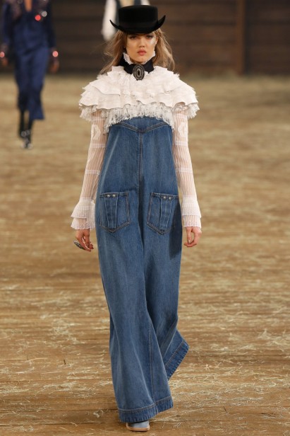 chanel-pre-fall-2014-60