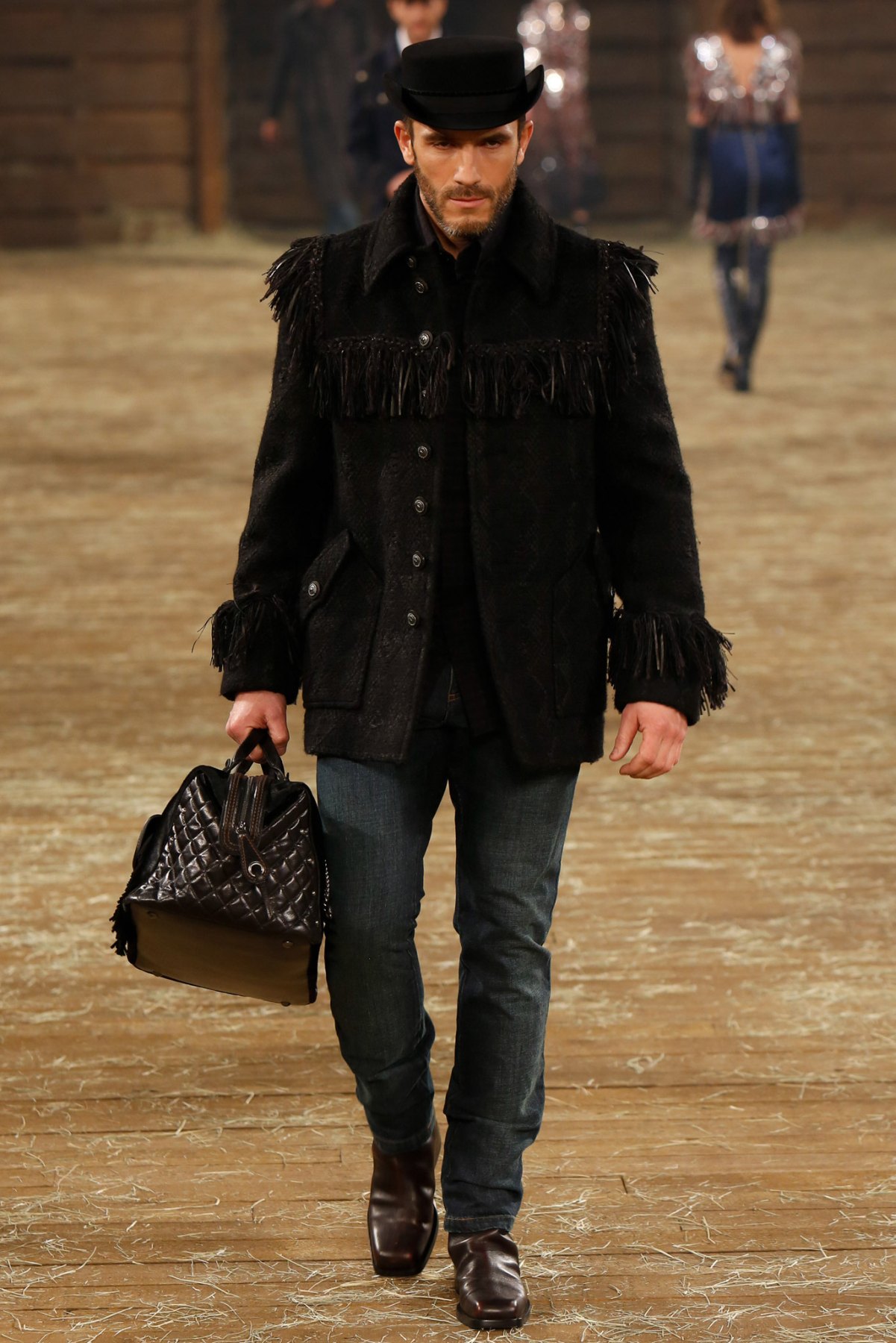 chanel-pre-fall-2014-65