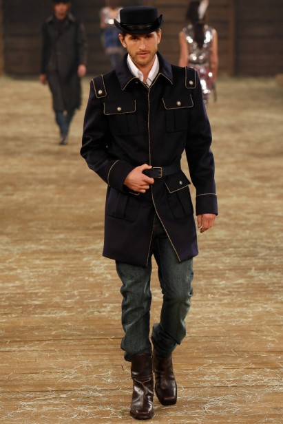 chanel-pre-fall-2014-66