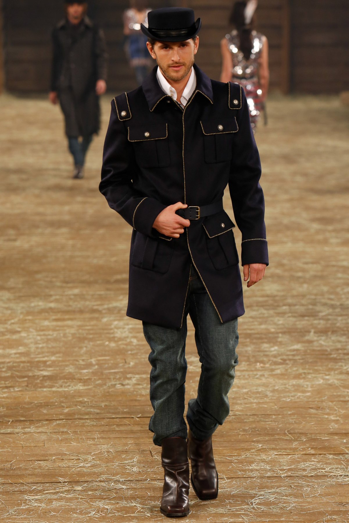 chanel-pre-fall-2014-66