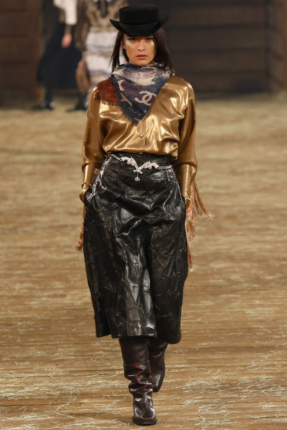 chanel-pre-fall-2014-73