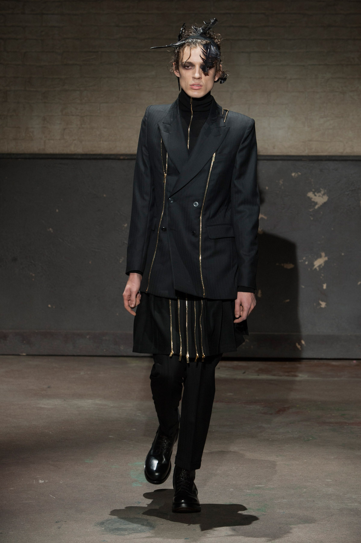 alexandermcqueen-MEN-london-inv2014-24
