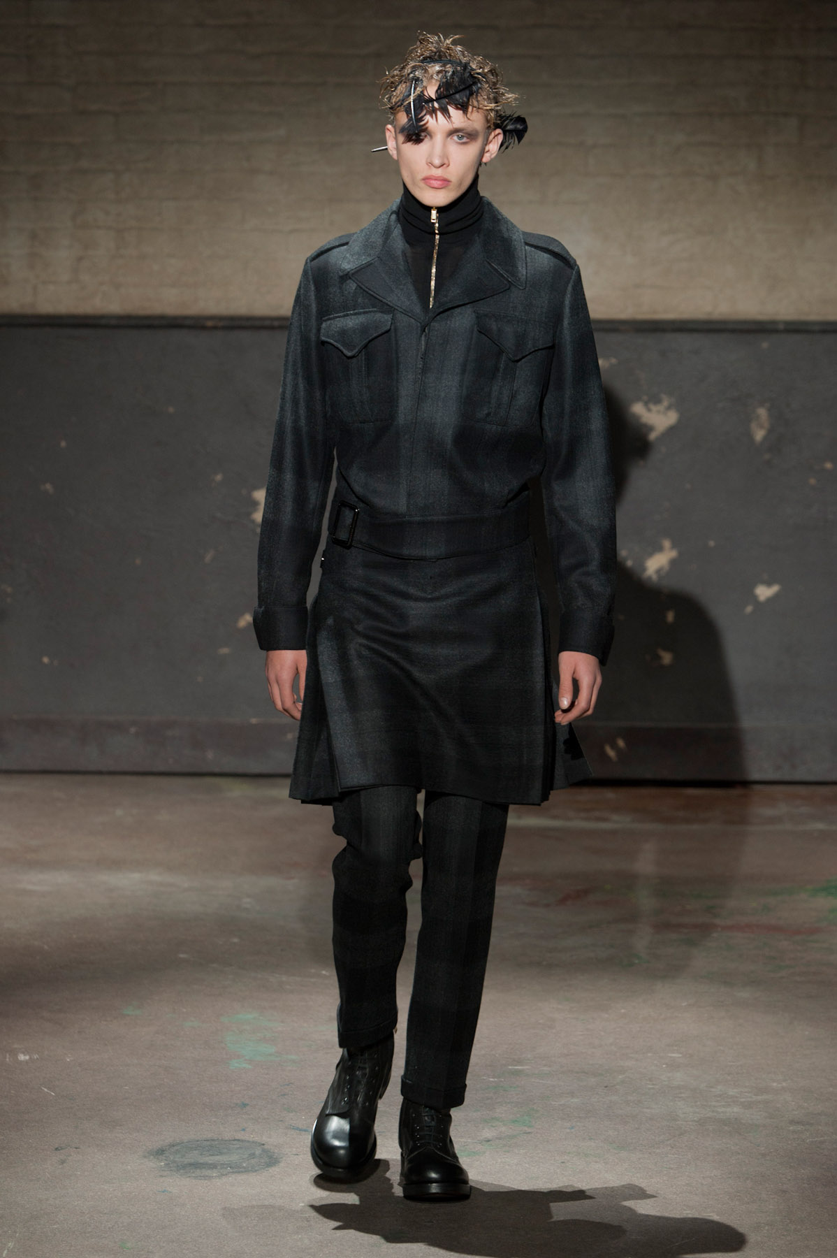 alexandermcqueen-MEN-london-inv2014-6