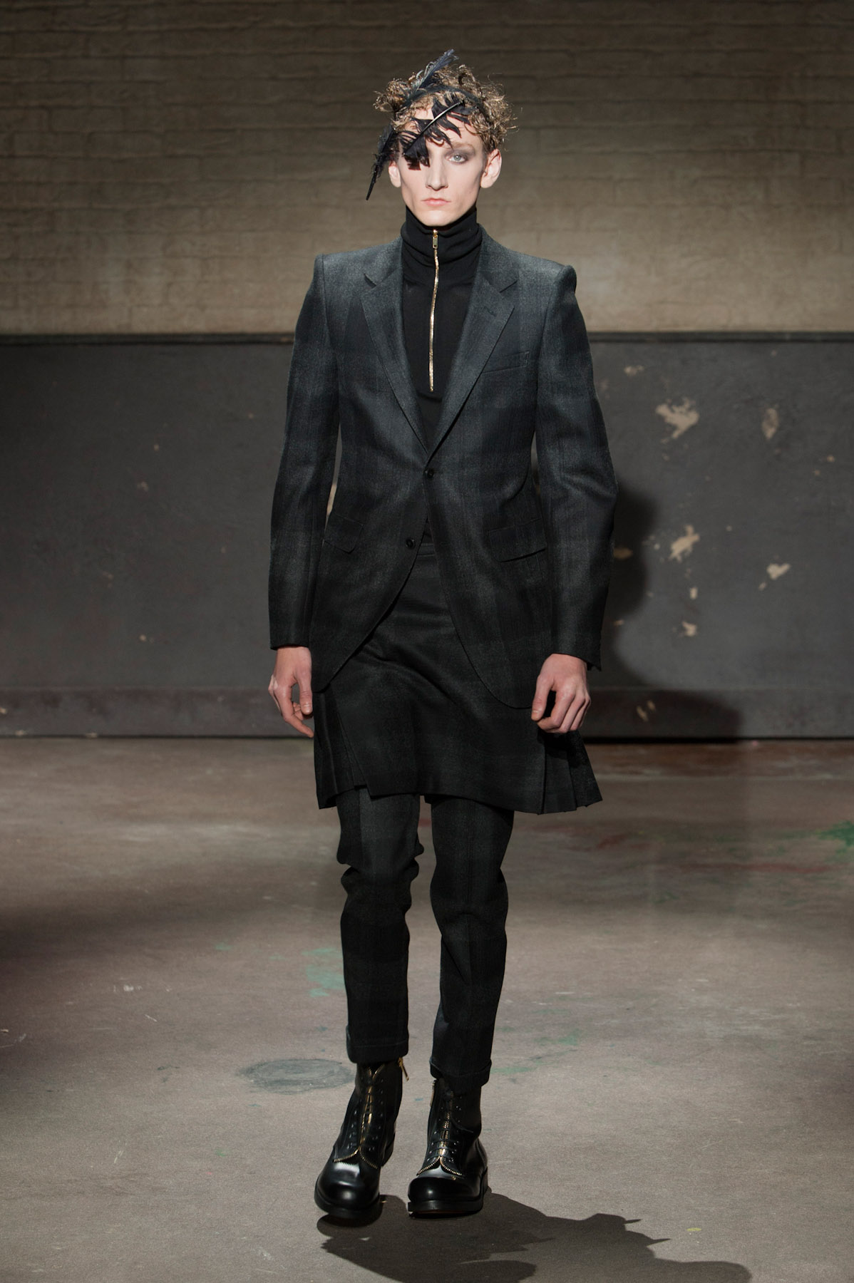 alexandermcqueen-MEN-london-inv2014-8