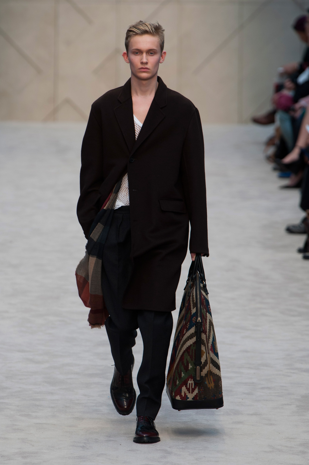 burberry-MEN-london-inv2014-10