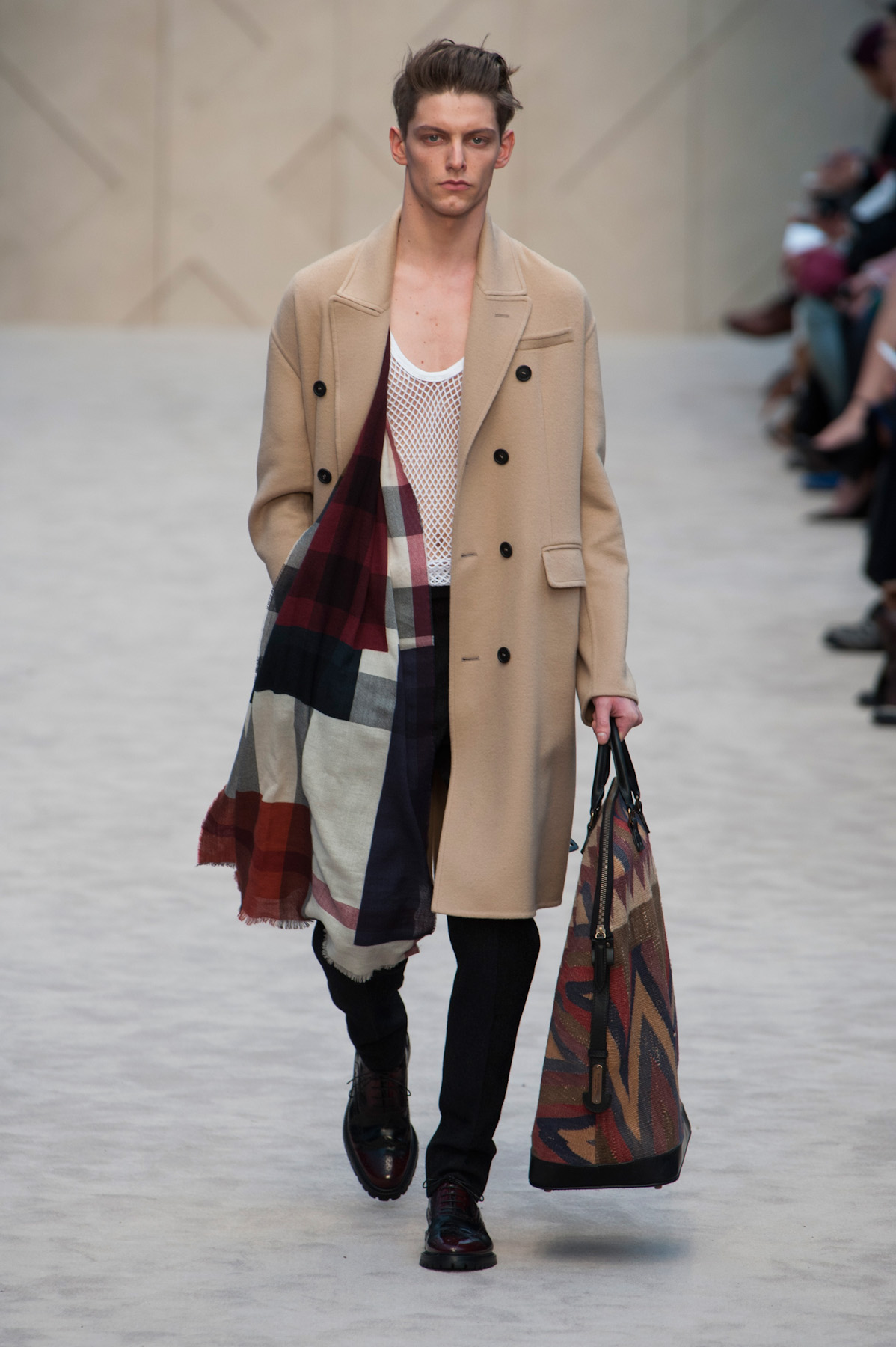 burberry-MEN-london-inv2014-12
