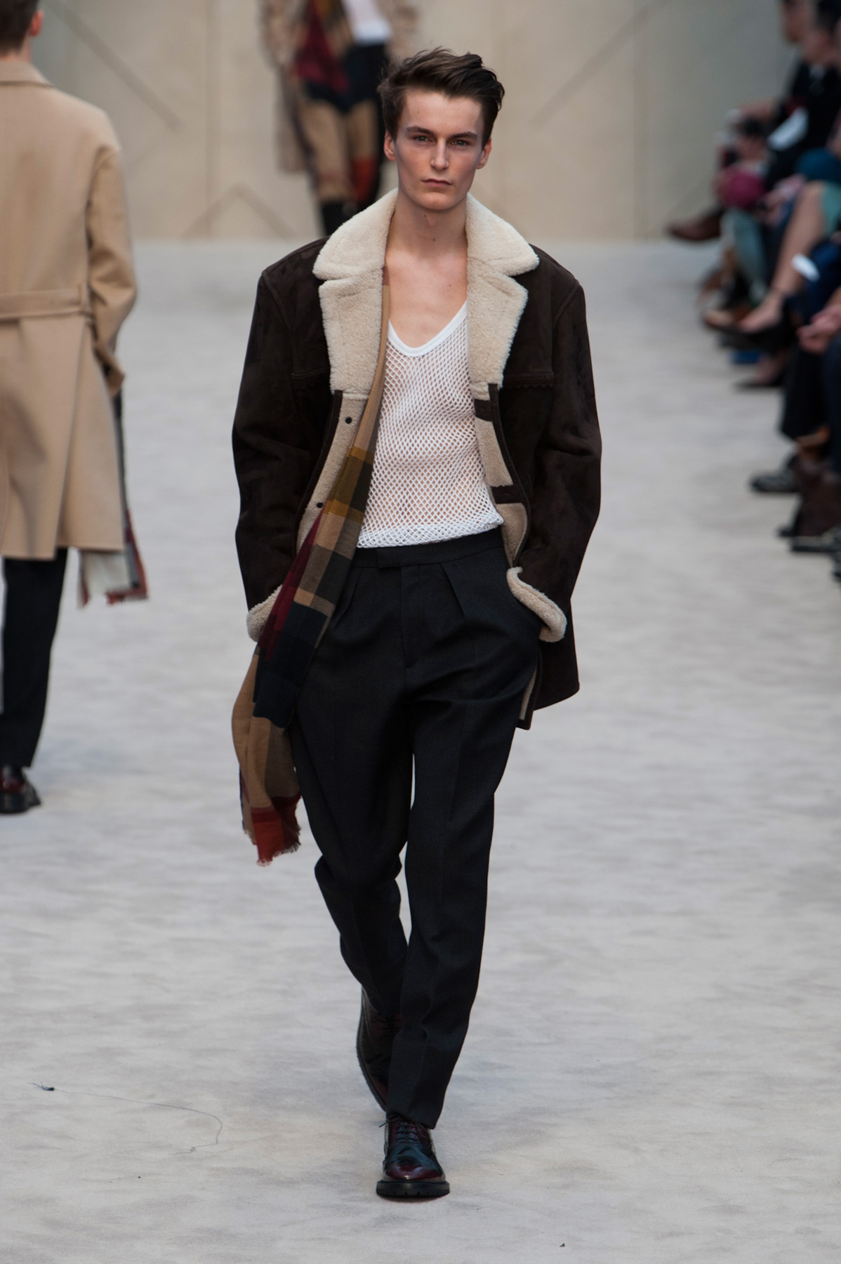 burberry-MEN-london-inv2014-13