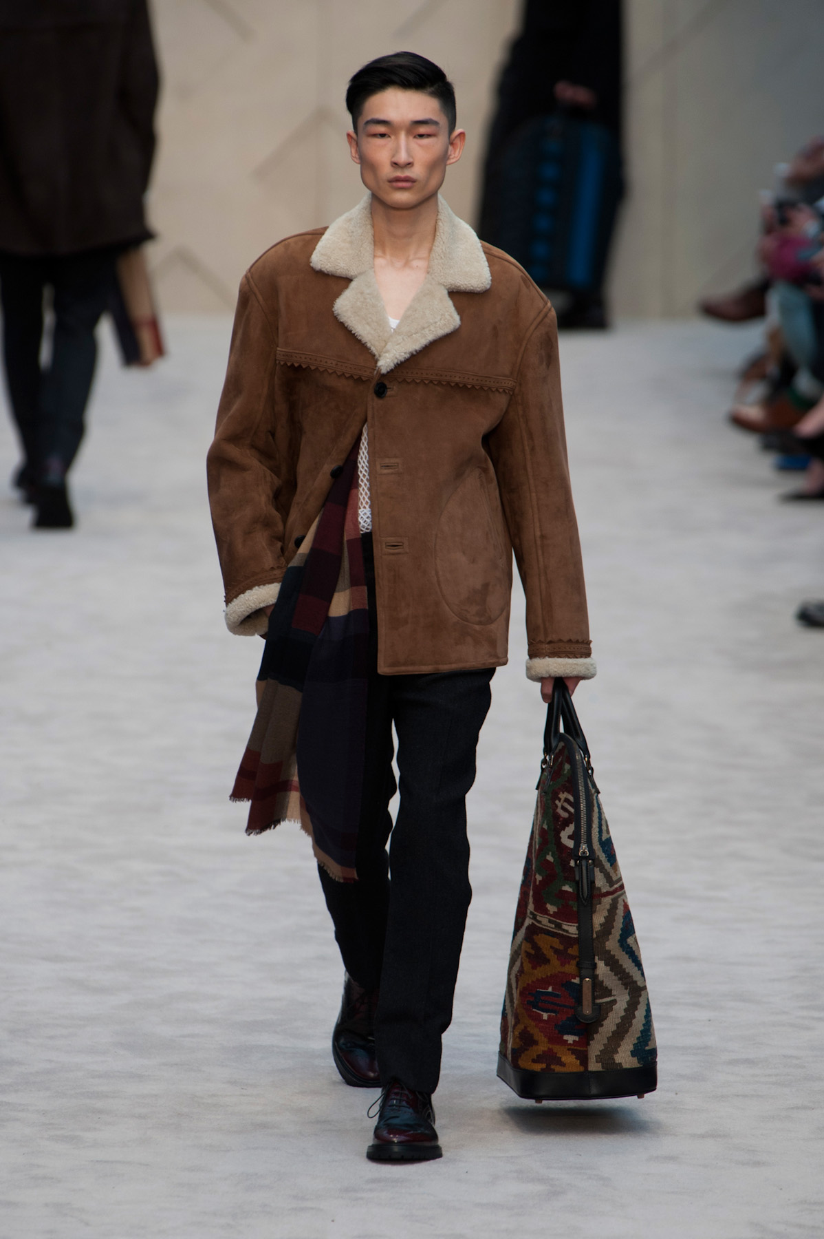 burberry-MEN-london-inv2014-15