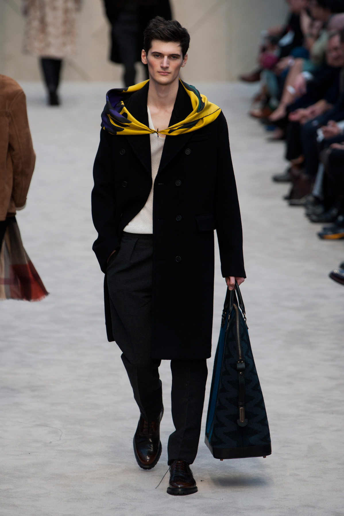 burberry-MEN-london-inv2014-16