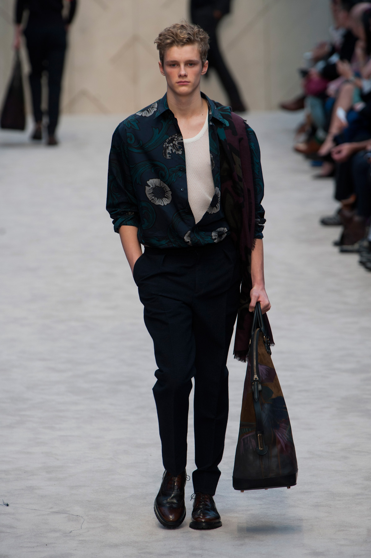 burberry-MEN-london-inv2014-24