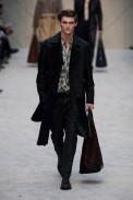 burberry-MEN-london-inv2014-38