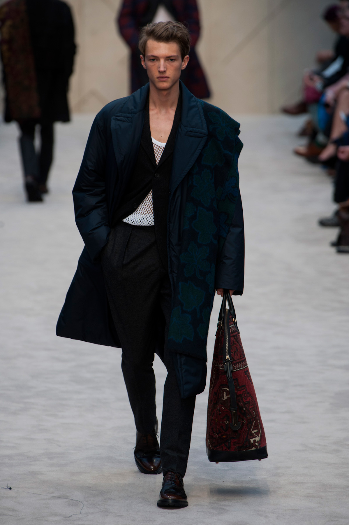 burberry-MEN-london-inv2014-42