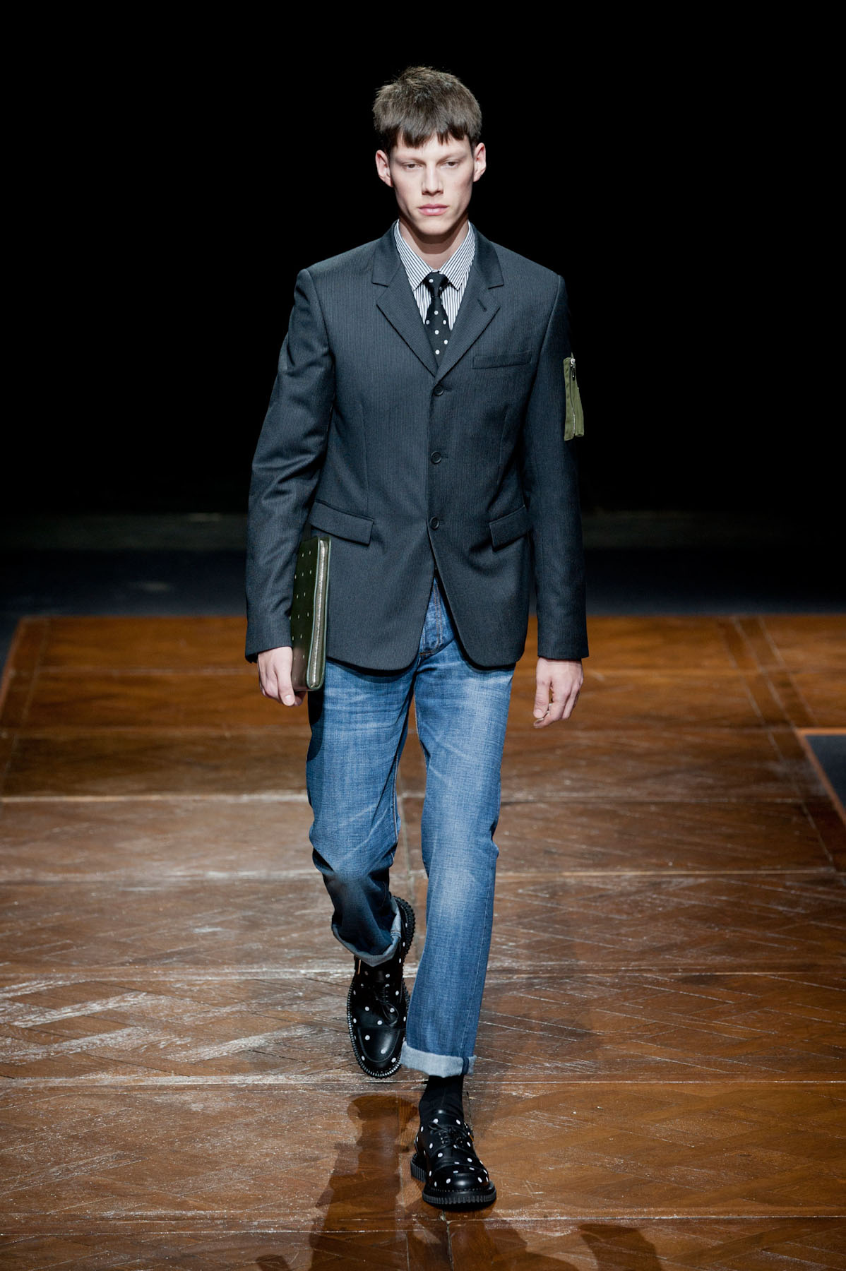 dior-MEN-paris-inv2014-24