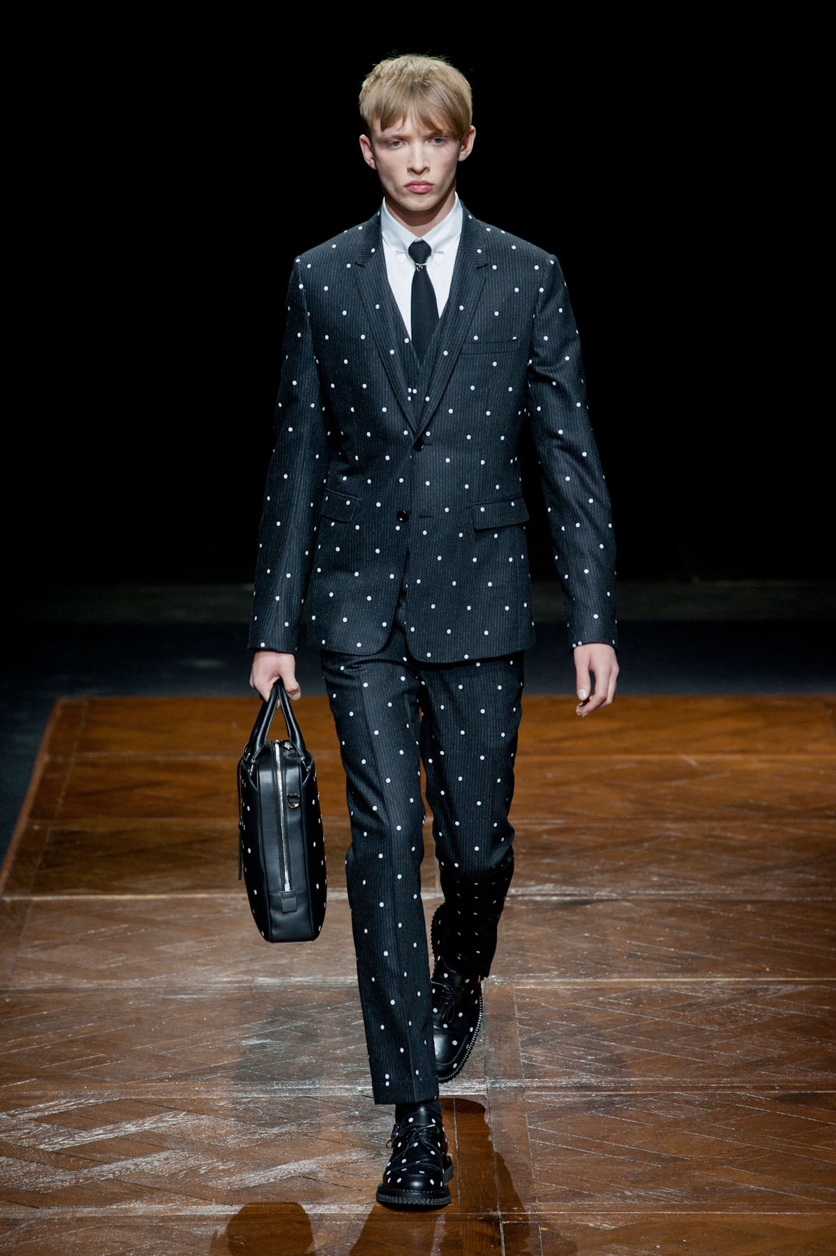 dior-MEN-paris-inv2014-7