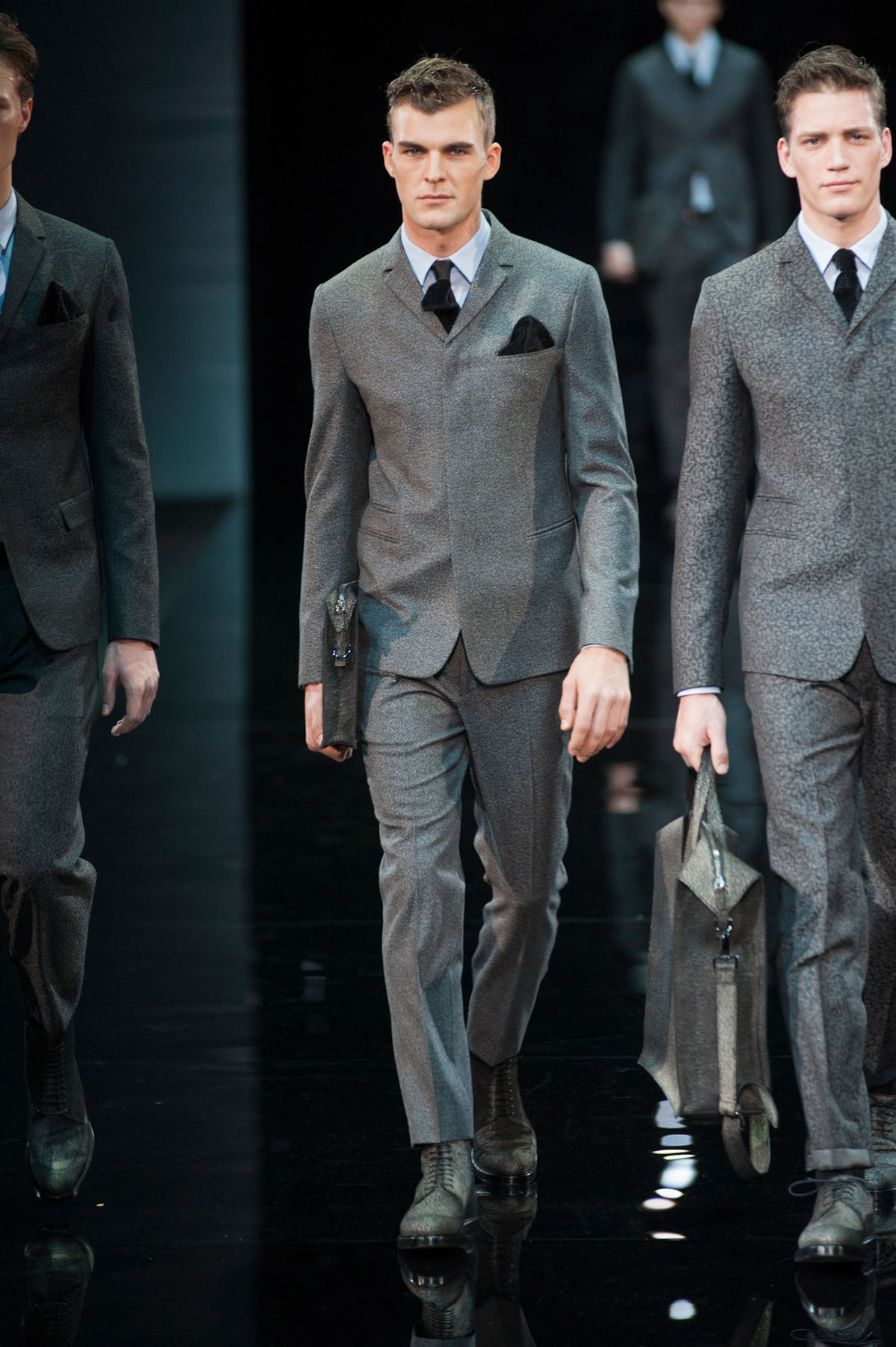 emporioarmani-MEN-milao-inv2014-2