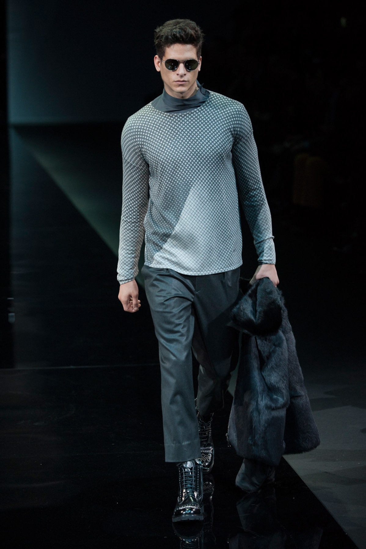 emporioarmani-MEN-milao-inv2014-9