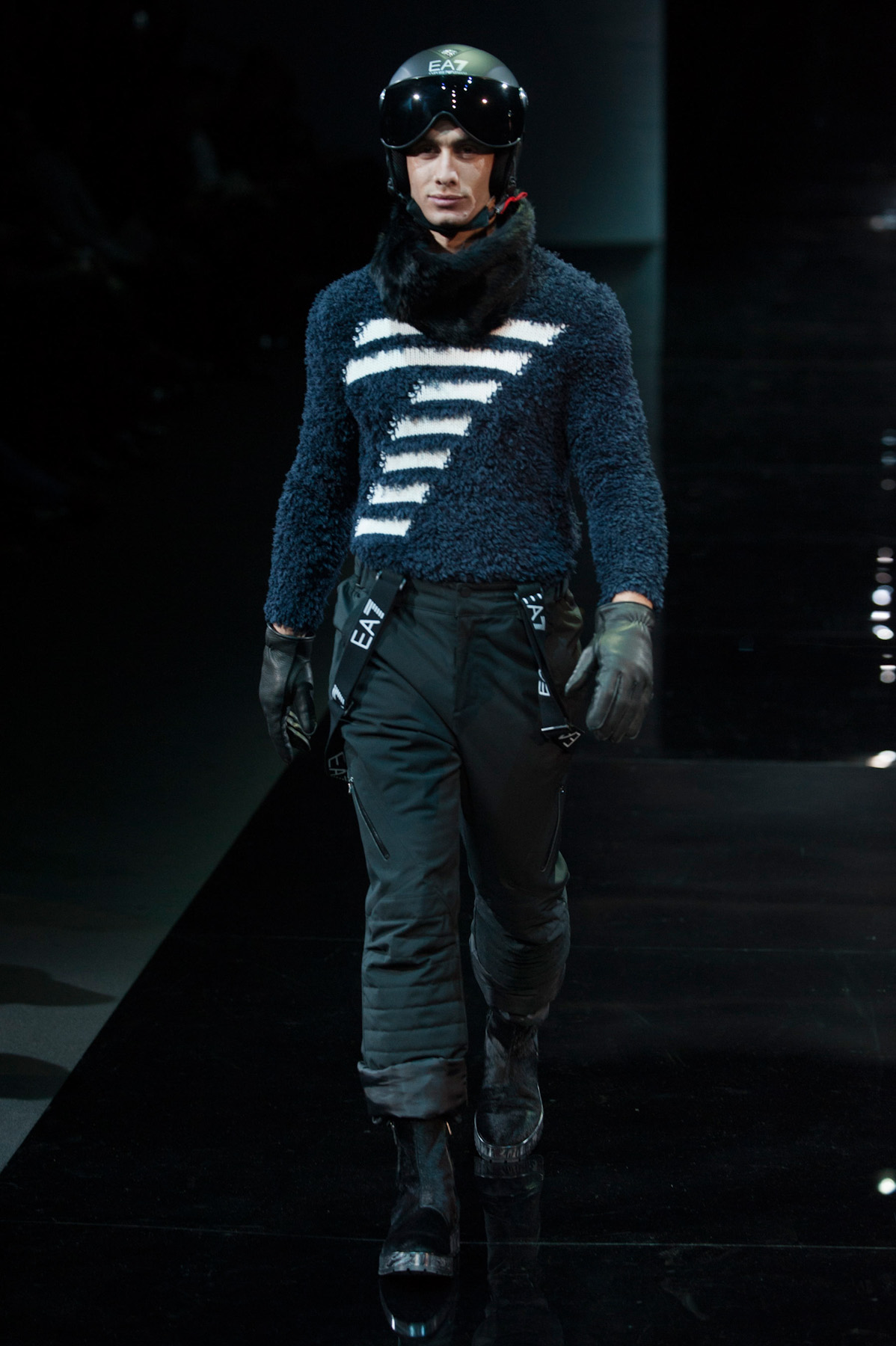 emporioarmani-MEN-milao-inv2014-92