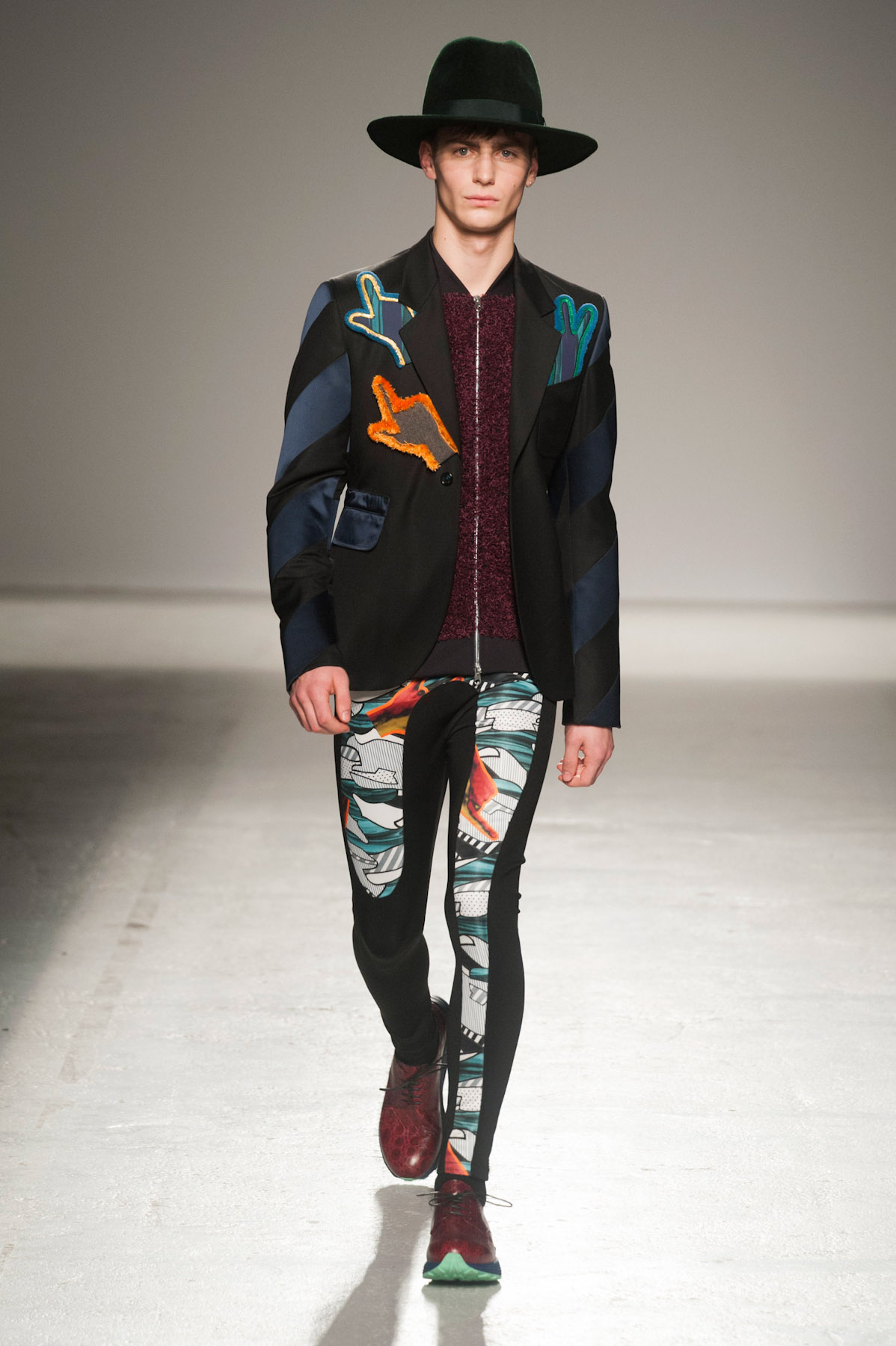 galliano-MEN-paris-inv2014-12