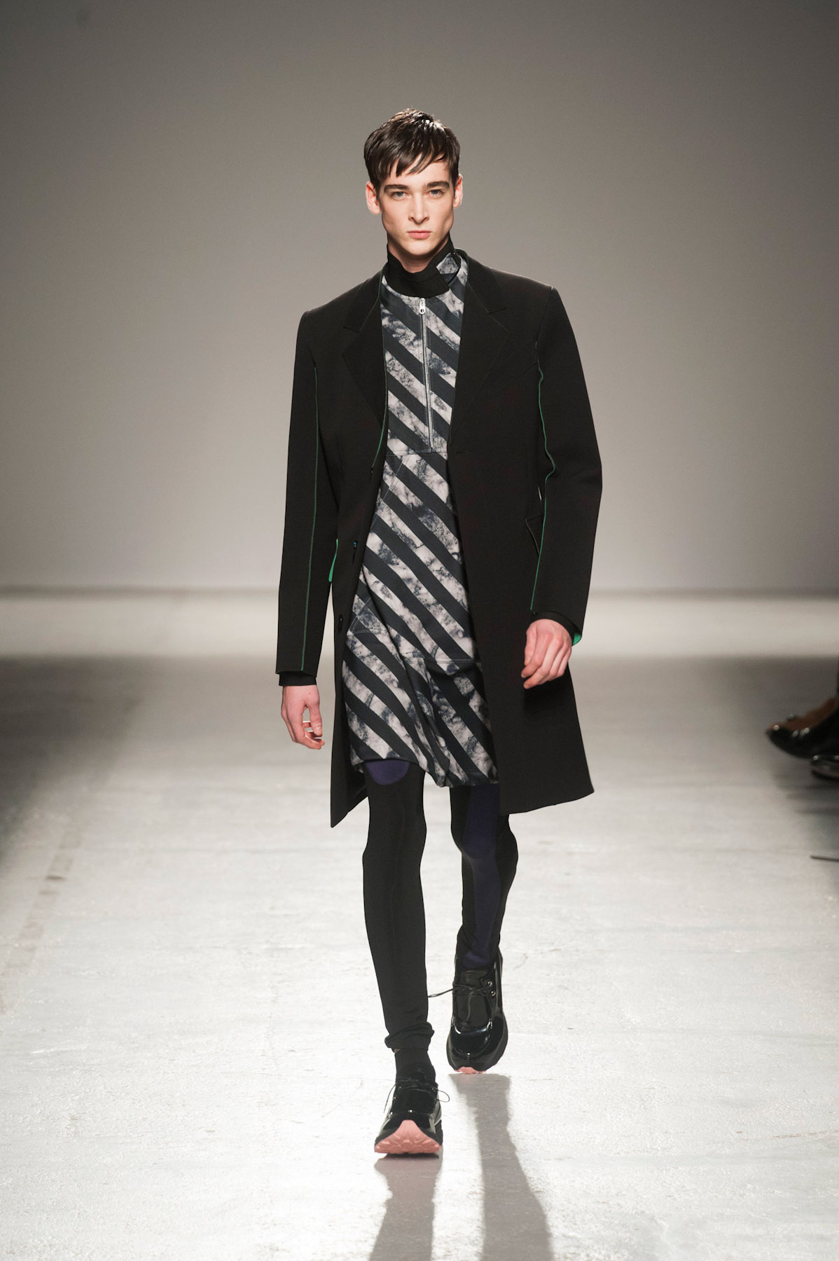 galliano-MEN-paris-inv2014-31