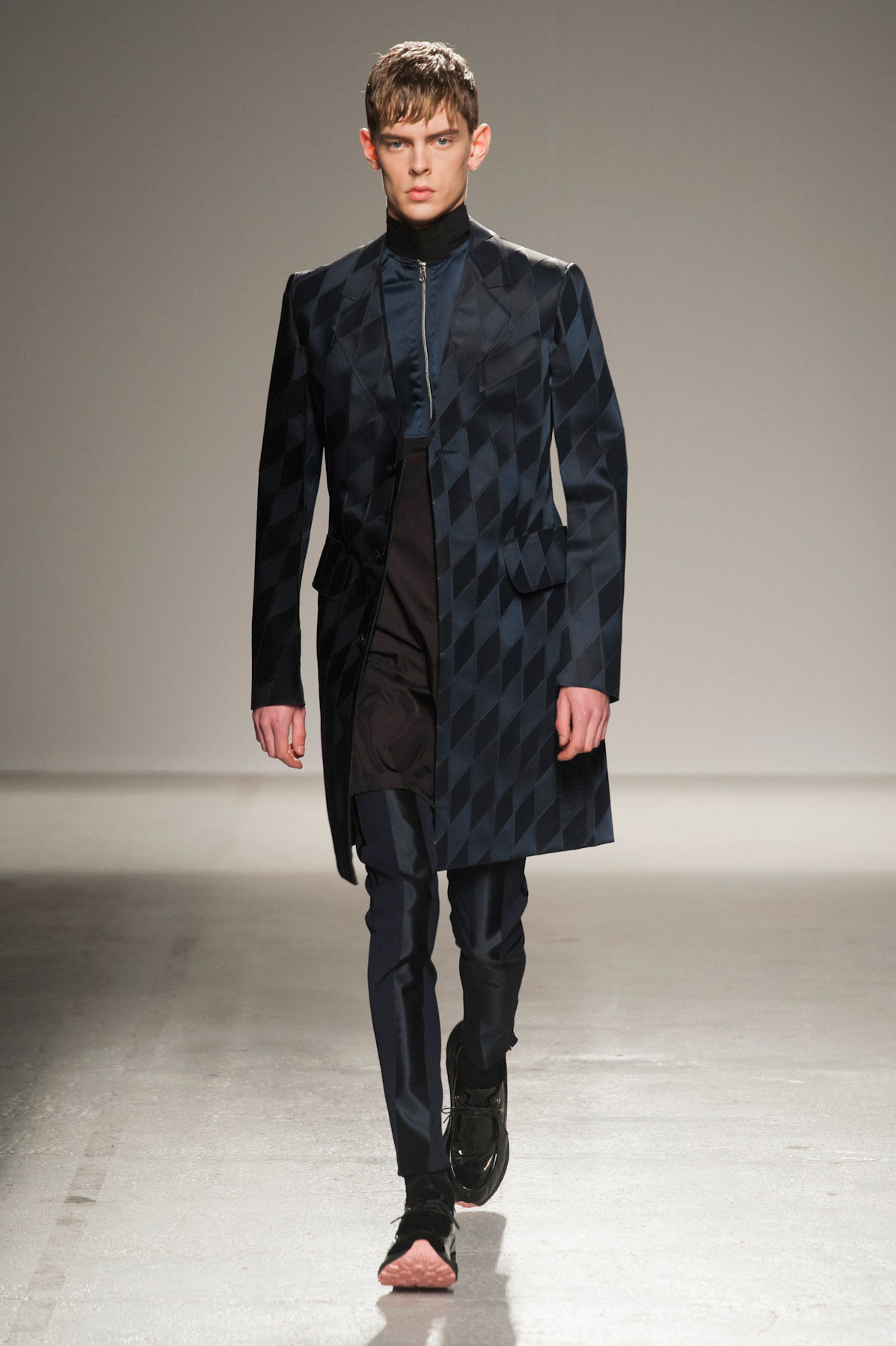 galliano-MEN-paris-inv2014-33
