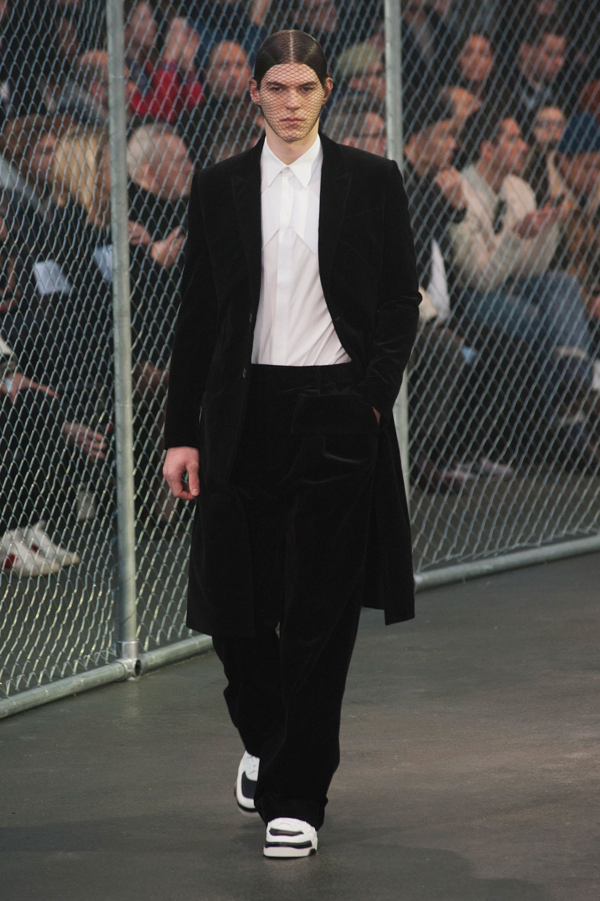 givenchy-MEN-paris-inv2014-1