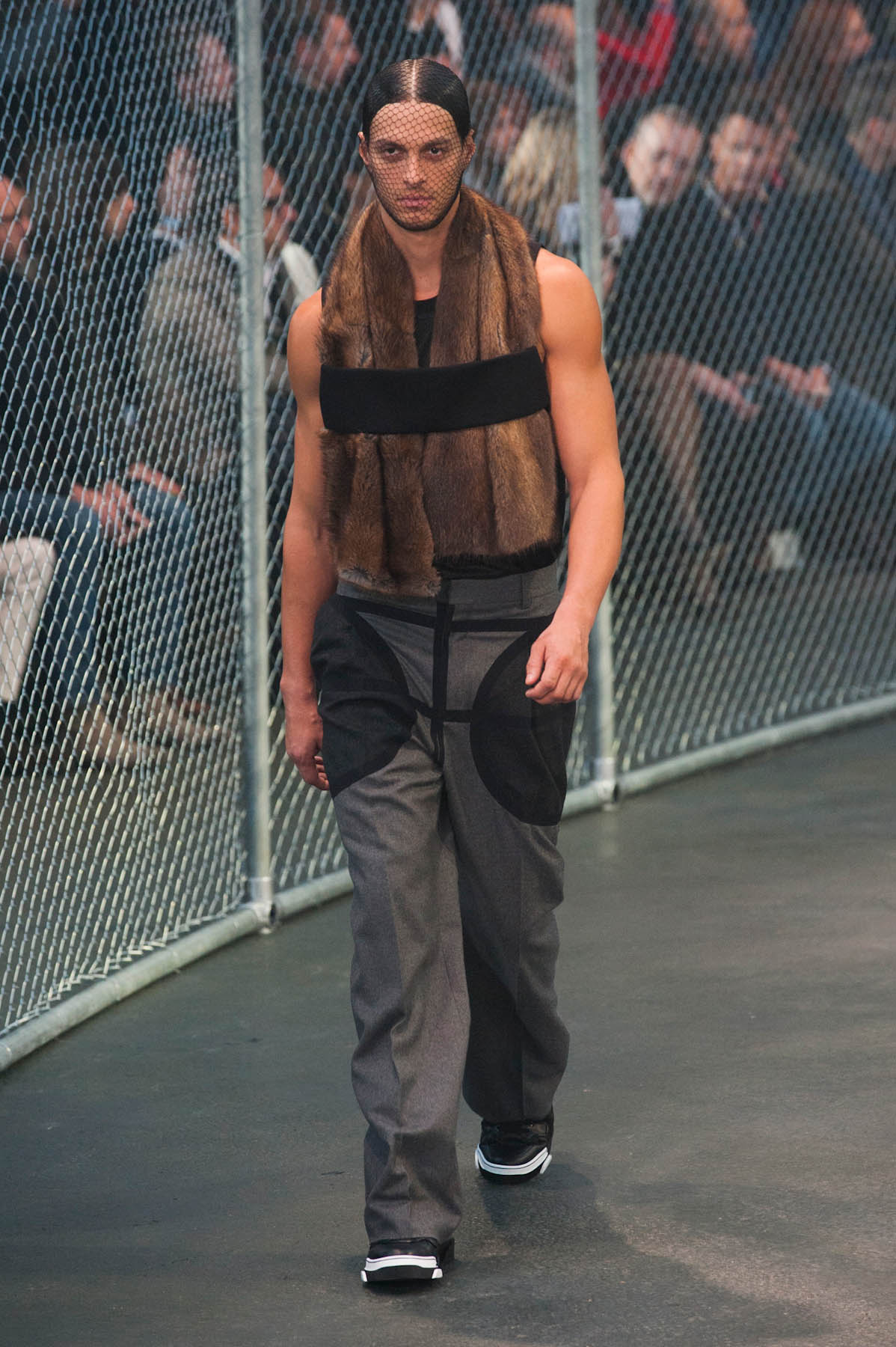 givenchy-MEN-paris-inv2014-25