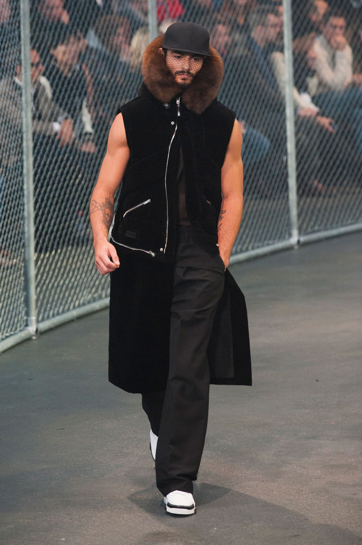 givenchy-MEN-paris-inv2014-28