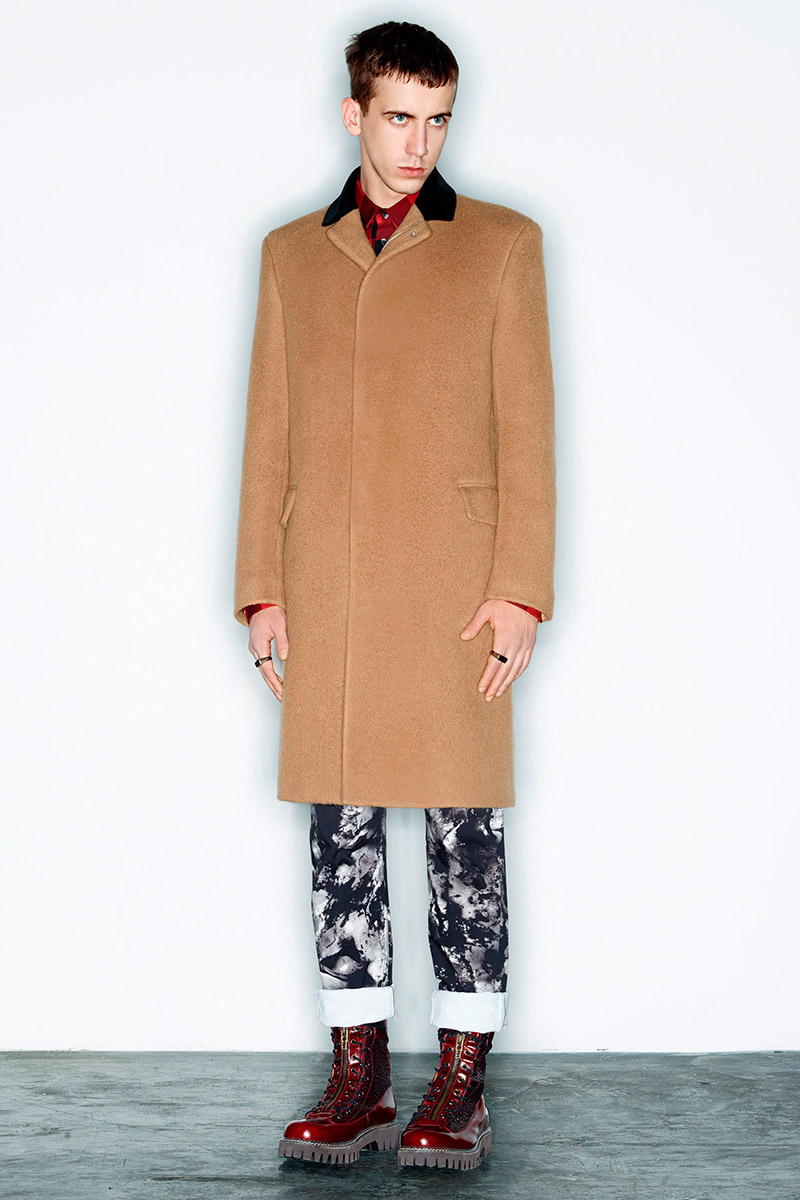 mcqueen-men-paris-verao2014-20